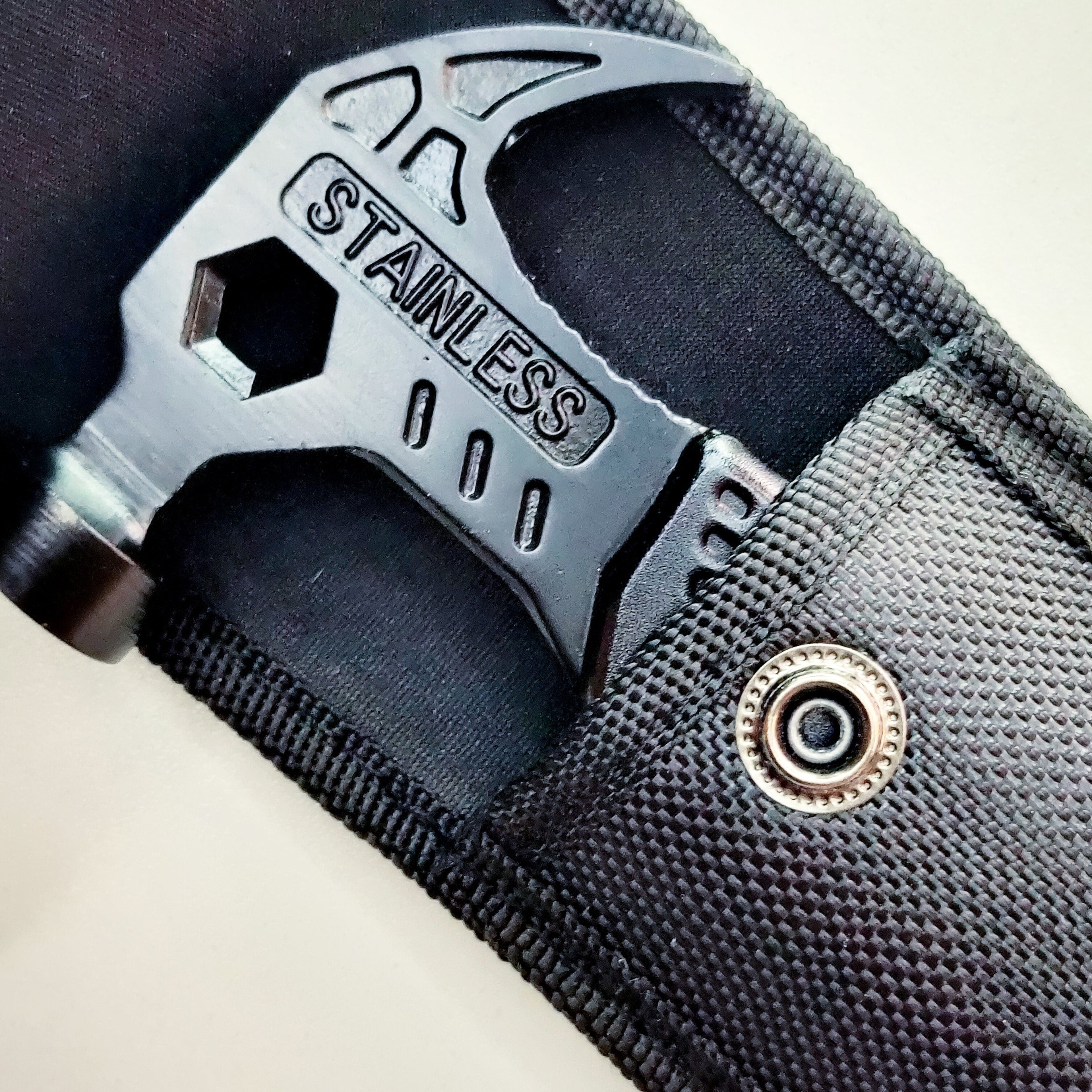 19 in 1 Multitool Claw Hammer With Plier