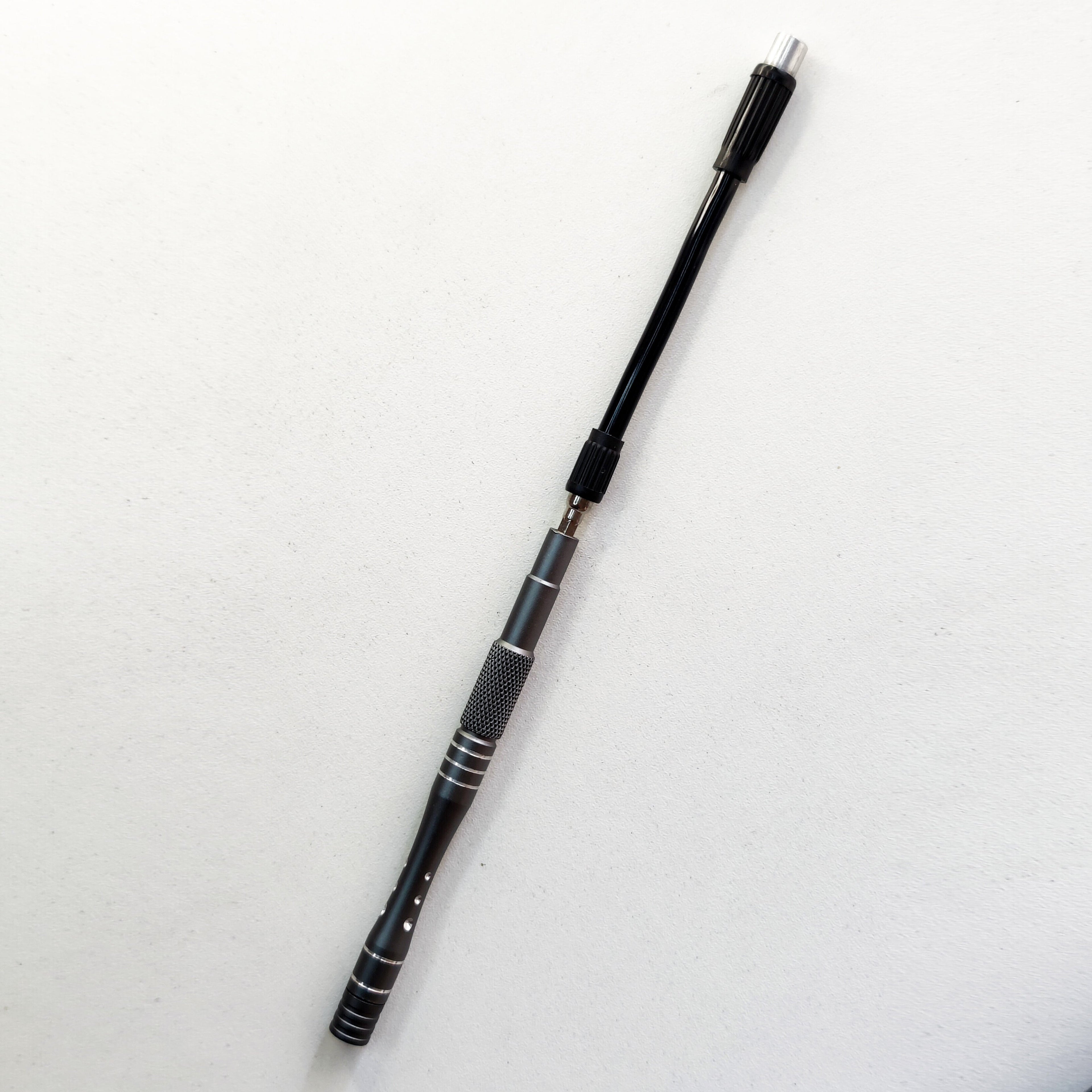 30 in 1 Magnetic Screwdriver Set With 2 Extensions